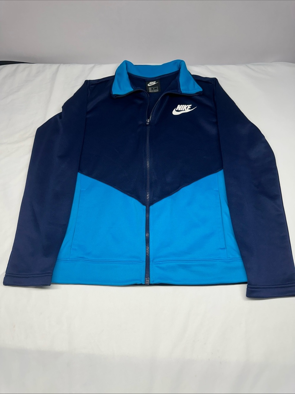 Nike Men’s Navy & Bright Blue Colorblock Full-Zip Performance Jacket